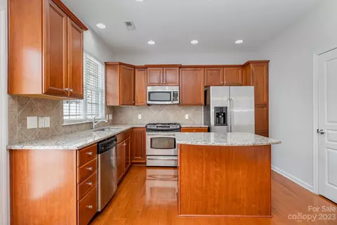 908 Lyndley Dr, Fort Mill, SC 29708 photo 16