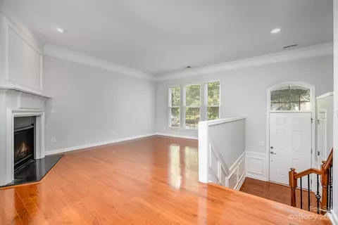 908 Lyndley Dr, Fort Mill, SC 29708 photo 8