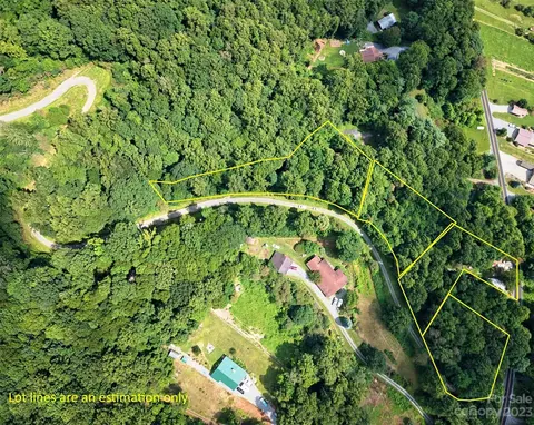 Frontier Way, Waynesville, NC 28785