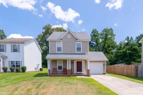 708 Raindrops Rd, Gastonia, NC 28054