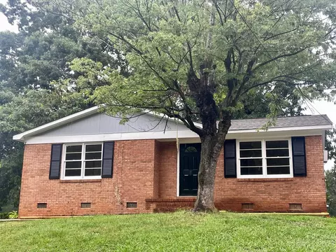 436 Edgegreen Dr, Charlotte, NC 28217