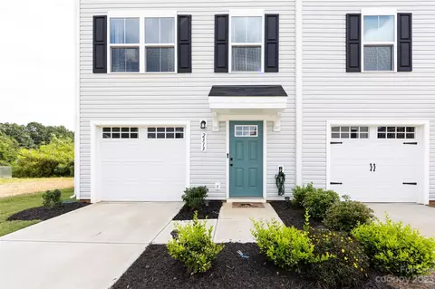 2313 Fathom Way, Charlotte, NC 28269