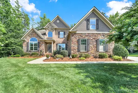 10915 Sorrel Ridge Dr, Mint Hill, NC 28227