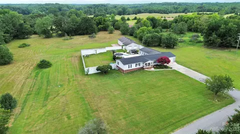 836 Farmbrook Rd, Lancaster, SC 29720 photo 34