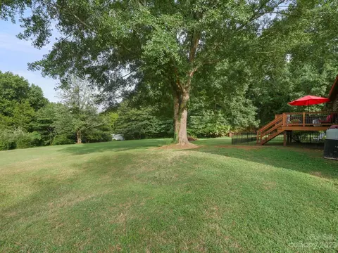 420 Thermal View Dr, Tryon, NC 28782 photo 3