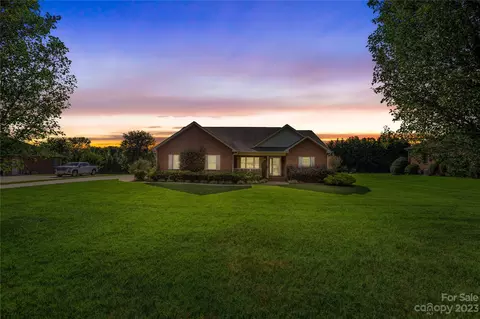 151 Sain Rd, Statesville, NC 28625