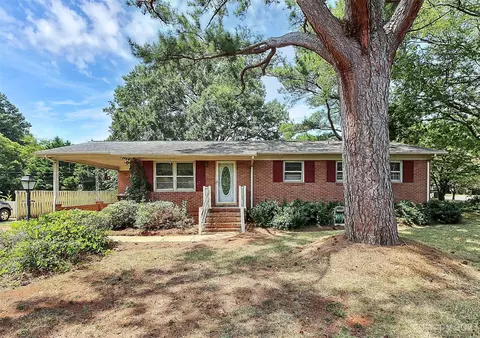 1497 Greenwood Ln, Rock Hill, SC 29730