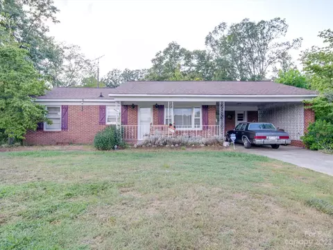 1296 Mount Vernon Rd, Wadesboro, NC 28170