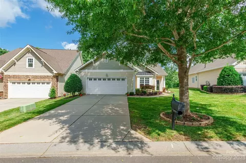 3056 Streamhaven Dr, Indian Land, SC 29707