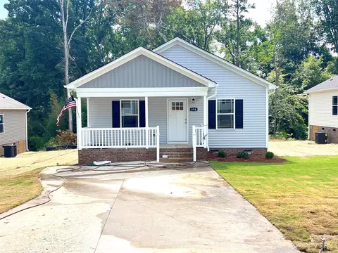 654 Laundry St, Kannapolis, NC 28083