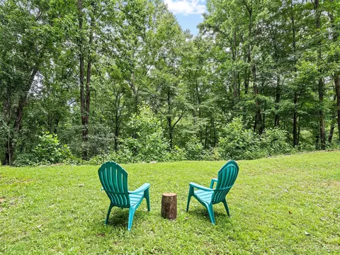 70 Cardinal Ln, Clyde, NC 28721 photo 28