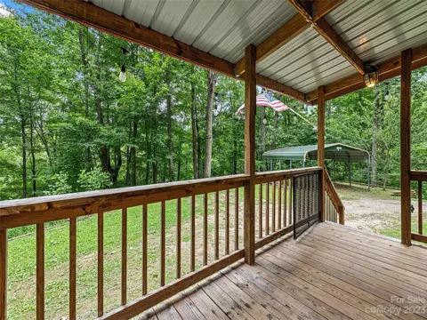 70 Cardinal Ln, Clyde, NC 28721 photo 26