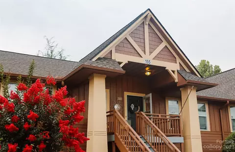 1004 Deermouse Way, Hendersonville, NC 28792