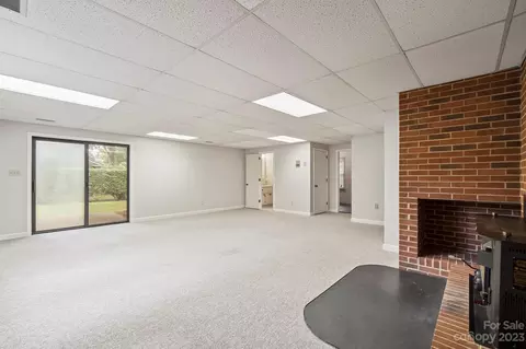 206 8th St NE, Conover, NC 28613 photo 34