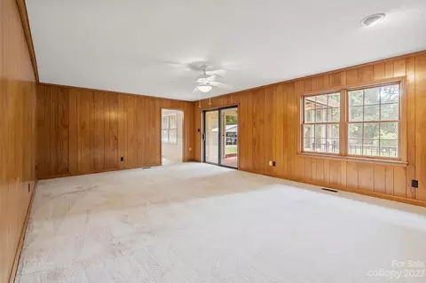 206 8th St NE, Conover, NC 28613 photo 19
