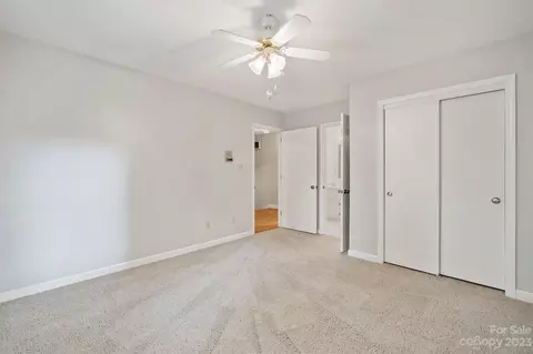 206 8th St NE, Conover, NC 28613 photo 30