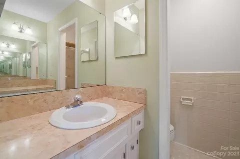 206 8th St NE, Conover, NC 28613 photo 23