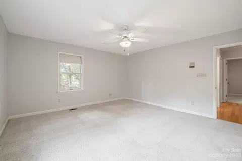 206 8th St NE, Conover, NC 28613 photo 26