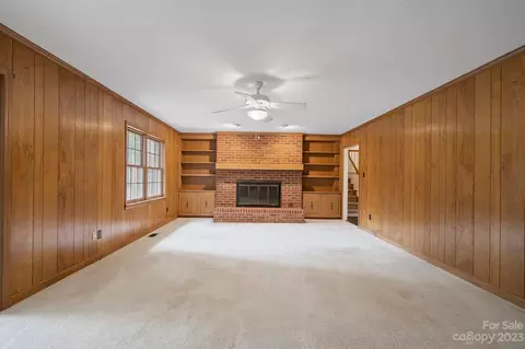 206 8th St NE, Conover, NC 28613 photo 18