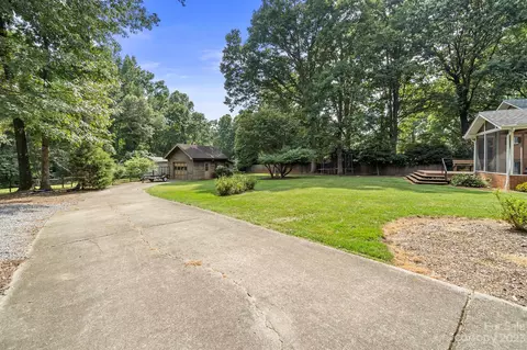 206 8th St NE, Conover, NC 28613 photo 43
