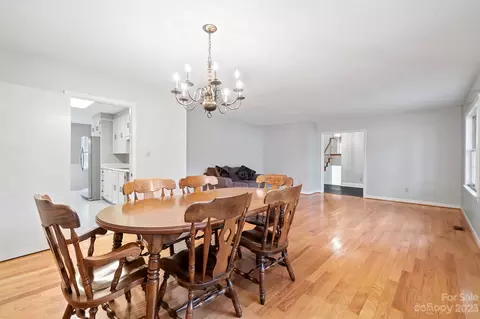 206 8th St NE, Conover, NC 28613 photo 11