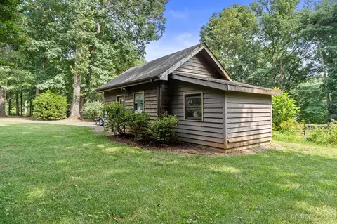 206 8th St NE, Conover, NC 28613 photo 46