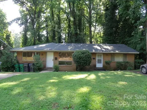 621 Blendwood Dr, Charlotte, NC 28215