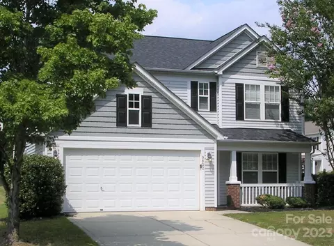 9802 Waltham Ct, Charlotte, NC 28269