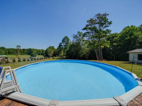 437 S Potter Rd, Lancaster, SC 29720 photo 4
