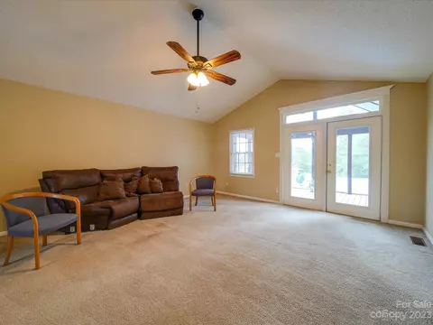 437 S Potter Rd, Lancaster, SC 29720 photo 17