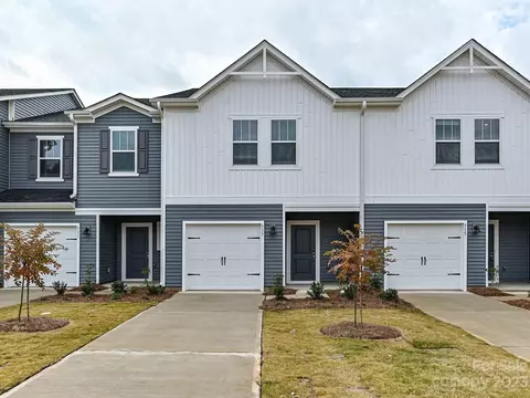 533 Tayberry Ln, Fort Mill, SC 29715