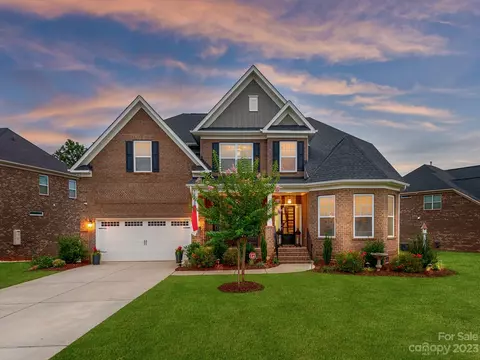 9049 Raven Top Dr, Mint Hill, NC 28227