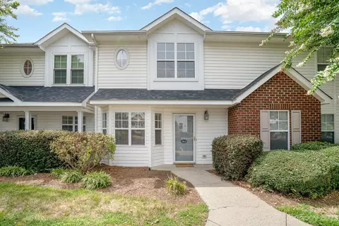 4164 Melrose Club Dr, Matthews, NC 28105