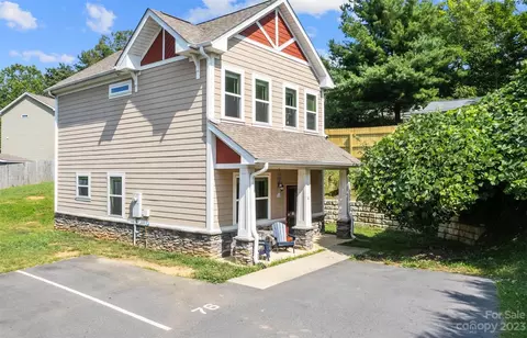 76 Shiloh Rd, Asheville, NC 28803