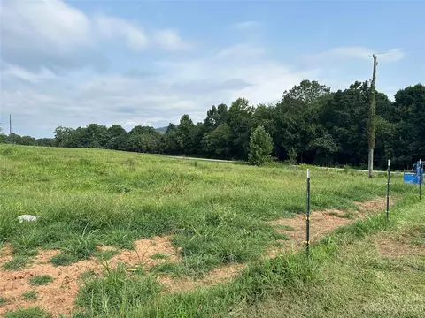 276 Marsh Rd, Hiddenite, NC 28636 photo 6