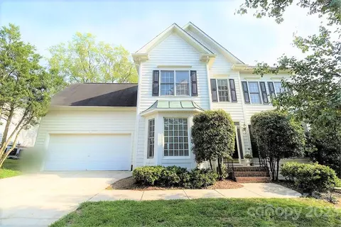 12719 Wetherburn Ln, Charlotte, NC 28262