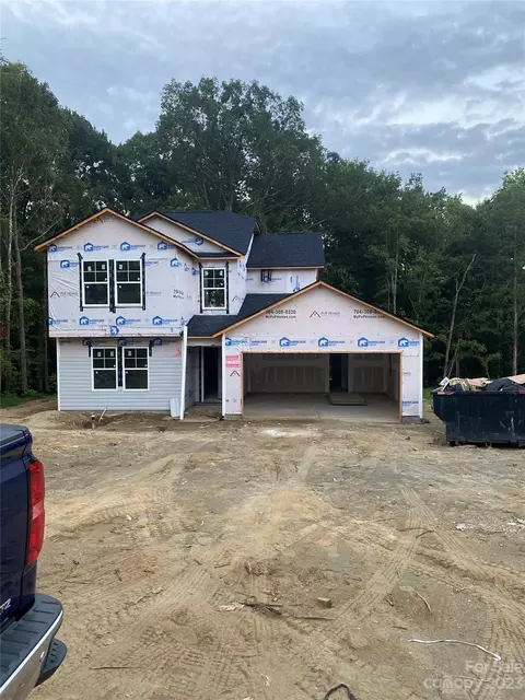 13507 Circle Dr, Charlotte, NC 28262