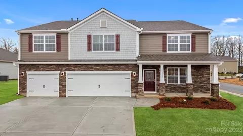 7979 Stonehouse Dr, Gastonia, NC 28056