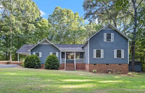 3216 Mclendon Rd, Matthews, NC 28104