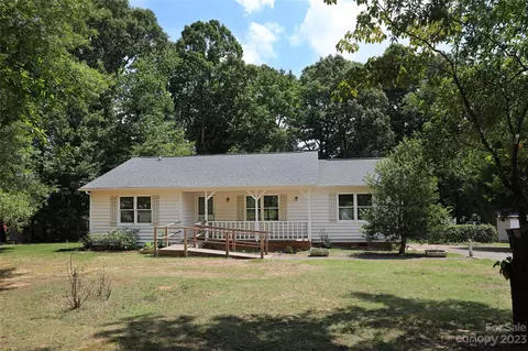 3919 Majestic Ln, Matthews, NC 28104