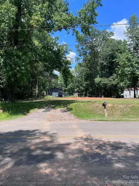 975 Jackson Rd, Fort Lawn, SC 29714