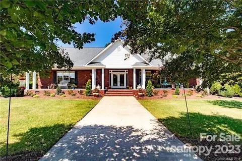 6124 Old Goldmine Rd, Marshville, NC 28103