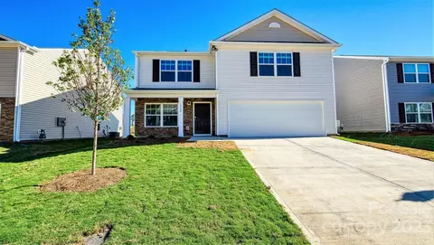1012 Black Diamond Ln, Dallas, NC 28034