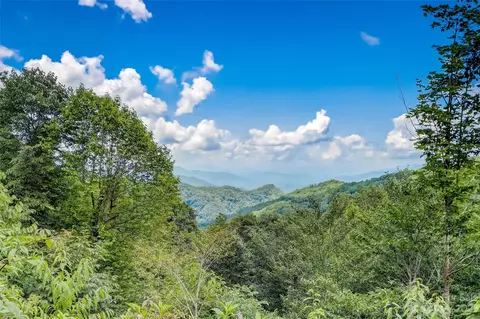 0 Centurian 28 Ln #28, Maggie Valley, NC 28751