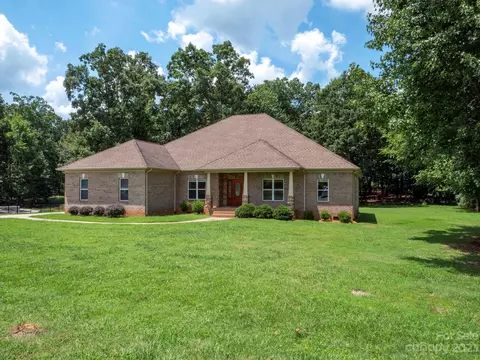 4900 Campobello Dr, Monroe, NC 28110