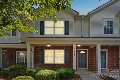 3006 Summerfield Ridge Ln, Matthews, NC 28105
