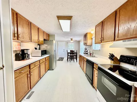 12166 River Rd, Ridgeway, SC 29130 photo 7