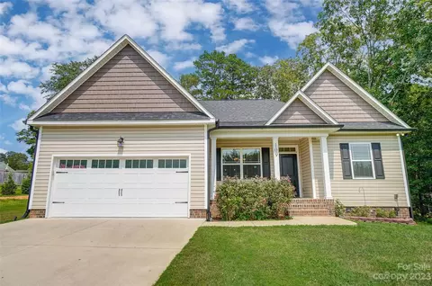 109 W Park Dr, Stanley, NC 28164