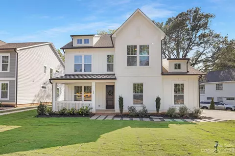 102 College 8199 St #8199, Matthews, NC 28105