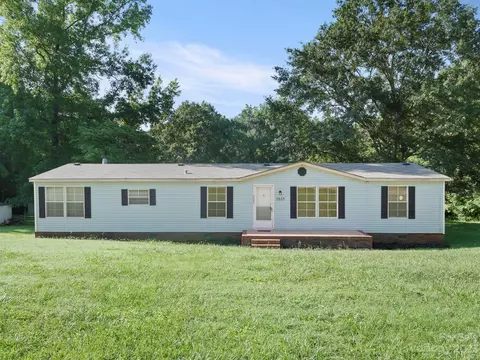 3537 Toth Ln, Crouse, NC 28033